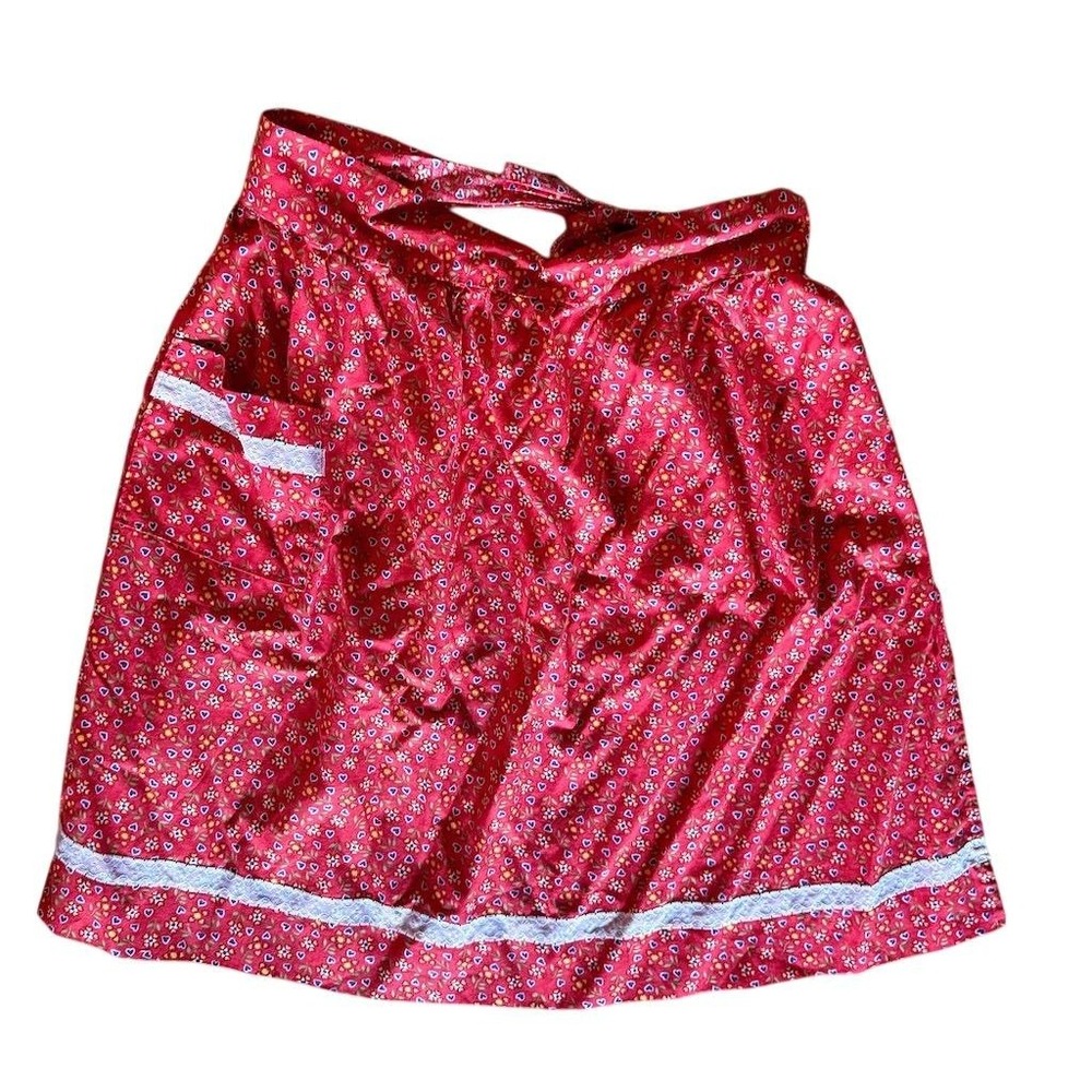 Victoria's Secret Vintage Red Floral Apron with Lace Trim & Tie Back no tags OS